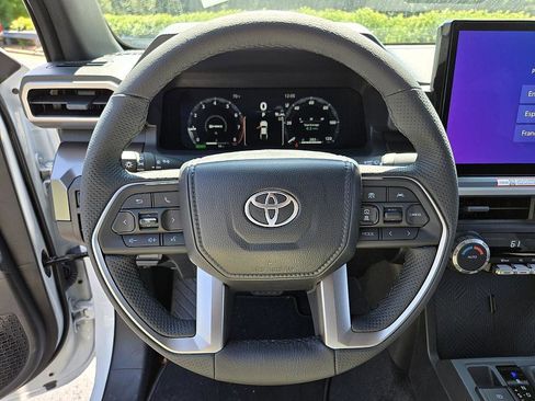 New 2025 Toyota Tacoma TRD Off-Road image 24