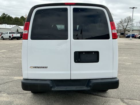 Certified 2023 Chevrolet Express 3500 LS RWD image 4