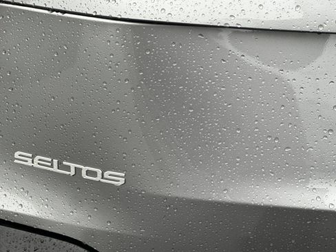 New 2026 Kia Seltos LX image 25