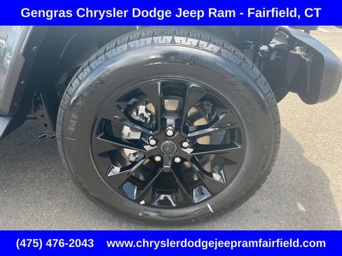Certified 2025 Jeep Wrangler Unlimited Sahara AWD/4WD image 9