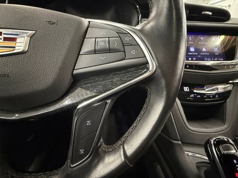 Used 2022 Cadillac XT5 Premium Luxury image 18