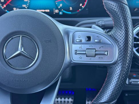 Used 2021 Mercedes-Benz A 35 AMG 4MATIC image 21