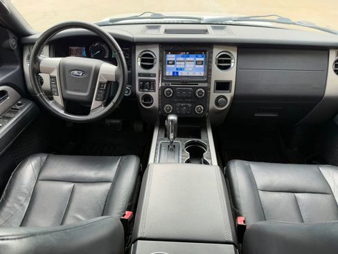 Used 2017 Ford Expedition EL Limited w/ Equipment Group 301A RWD image 11
