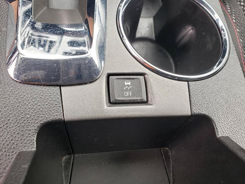 Used 2017 GMC Terrain SLE FWD image 17