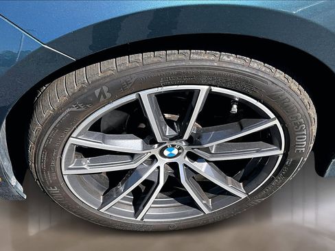 Used 2021 BMW 330i Sedan w/ Driving Assistance Package image 34