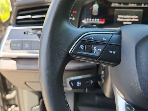 Used 2023 Audi Q8 Premium w/ Convenience Package AWD/4WD image 21