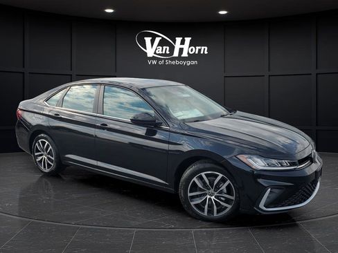 New 2025 Volkswagen Jetta SE image 36