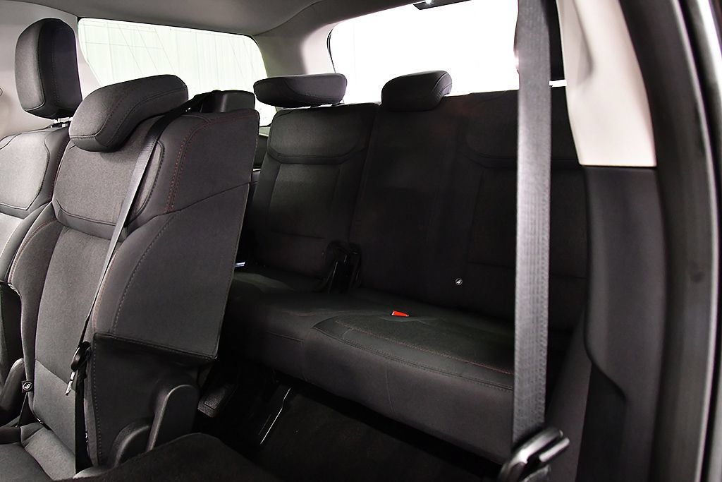 Used 2025 Ford Expedition Active AWD/4WD image 27
