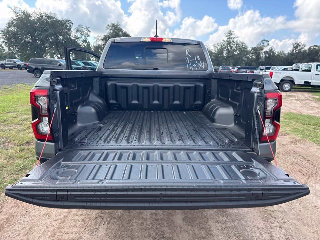Used 2025 Ford Ranger XLT w/ Trailer Tow Package RWD image 14