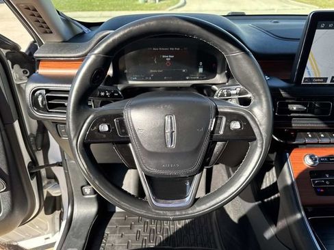 Used 2020 Lincoln Aviator Reserve image 22