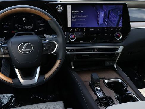New 2026 Lexus RX 350 image 17