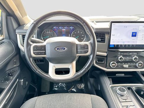Certified 2024 Ford Expedition XLT AWD/4WD image 19