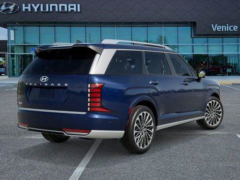 New 2027 Hyundai Palisade Calligraphy FWD image 4