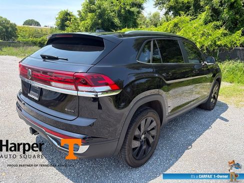 Used 2024 Volkswagen Atlas Cross Sport SE AWD/4WD image 5
