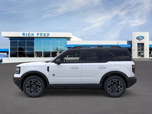 New 2025 Ford Bronco Sport Outer Banks w/ Outer Banks Tech Package+ AWD/4WD image 3