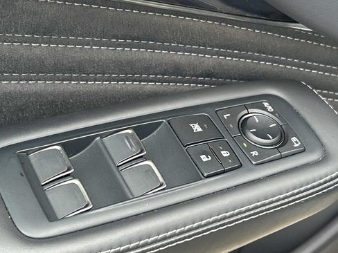 Used 2023 Lexus LS 500 AWD w/ Interior Upgrade Package image 17