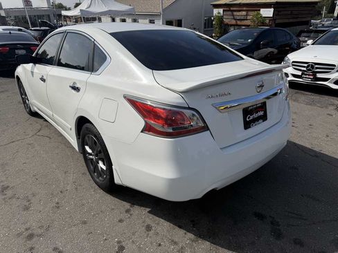 Used 2015 Nissan Altima 2.5 S w/ Sport Value Package FWD image 6