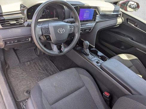 Used 2025 Toyota Camry LE FWD image 13