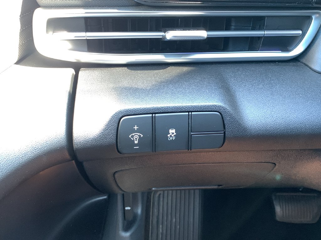 Used 2024 Hyundai Elantra SEL w/ Convenience Package FWD image 29