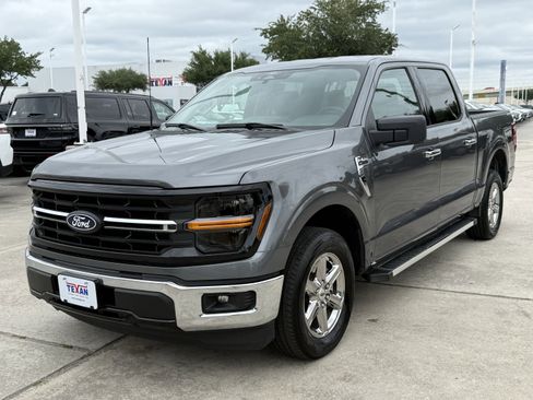 Used 2025 Ford F150 XLT w/ Equipment Group 301A Standard RWD image 10