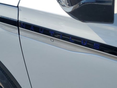 New 2026 Lincoln Nautilus Premier w/ Equipment Group 102A image 7