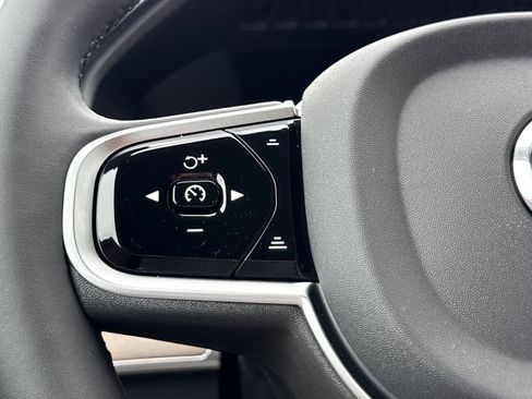 New 2026 Volvo XC90 B5 Plus w/ Protection Package image 24