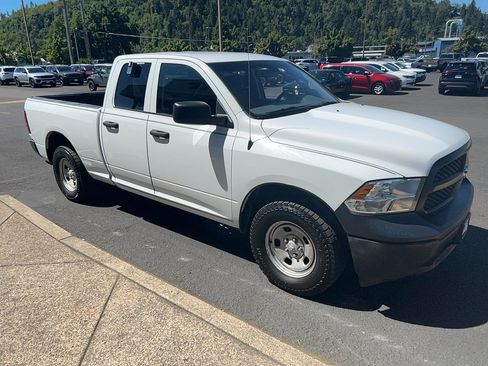 Used 2020 RAM 1500 Tradesman w/ Popular Equipment Group AWD/4WD image 4