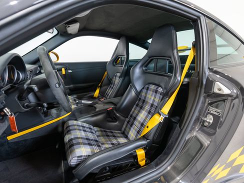 Used 2011 Porsche 911 GT3 RS RWD image 36
