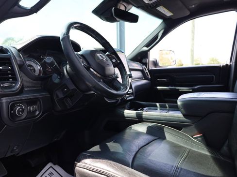 Used 2019 RAM 2500 Limited AWD/4WD image 11