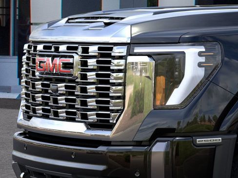 New 2026 GMC Sierra 2500 Denali w/ Denali Reserve Package image 13