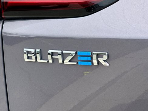 Used 2026 Chevrolet Blazer EV LT image 27
