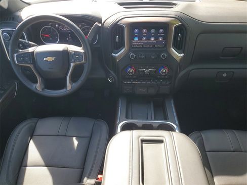 Used 2020 Chevrolet Silverado 2500 High Country image 9