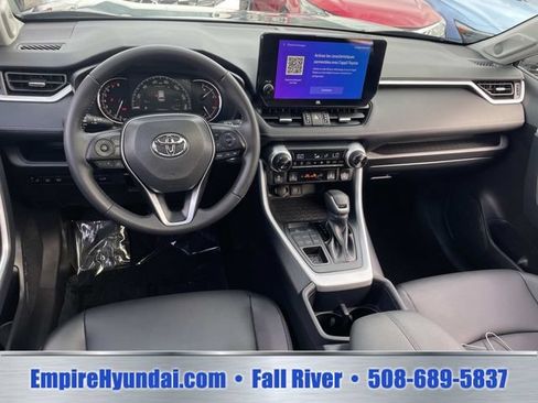 Used 2025 Toyota RAV4 XLE Premium w/ Weather Package AWD/4WD image 15