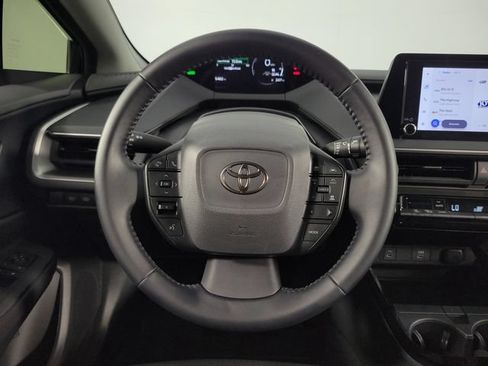Used 2026 Toyota Prius LE FWD image 21