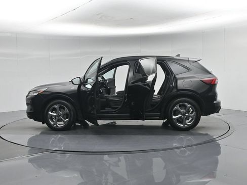 Certified 2023 Ford Escape ST-Line w/ Tech Pack #1 FWD image 37