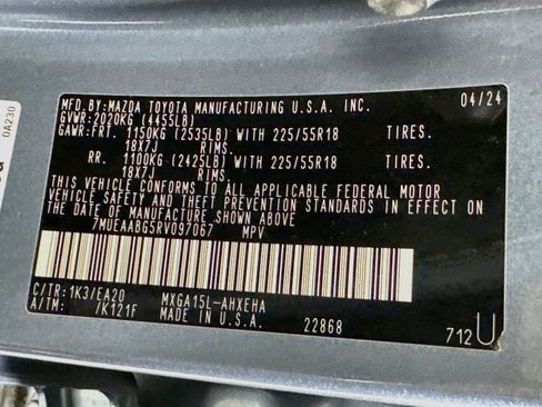 Used 2024 Toyota Corolla Cross XLE AWD/4WD image 40