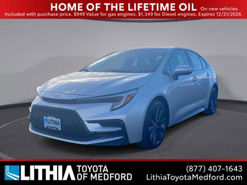 Certified 2024 Toyota Corolla SE FWD image 1