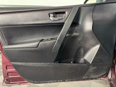 Used 2017 Toyota Corolla SE 50th Anniversary image 36