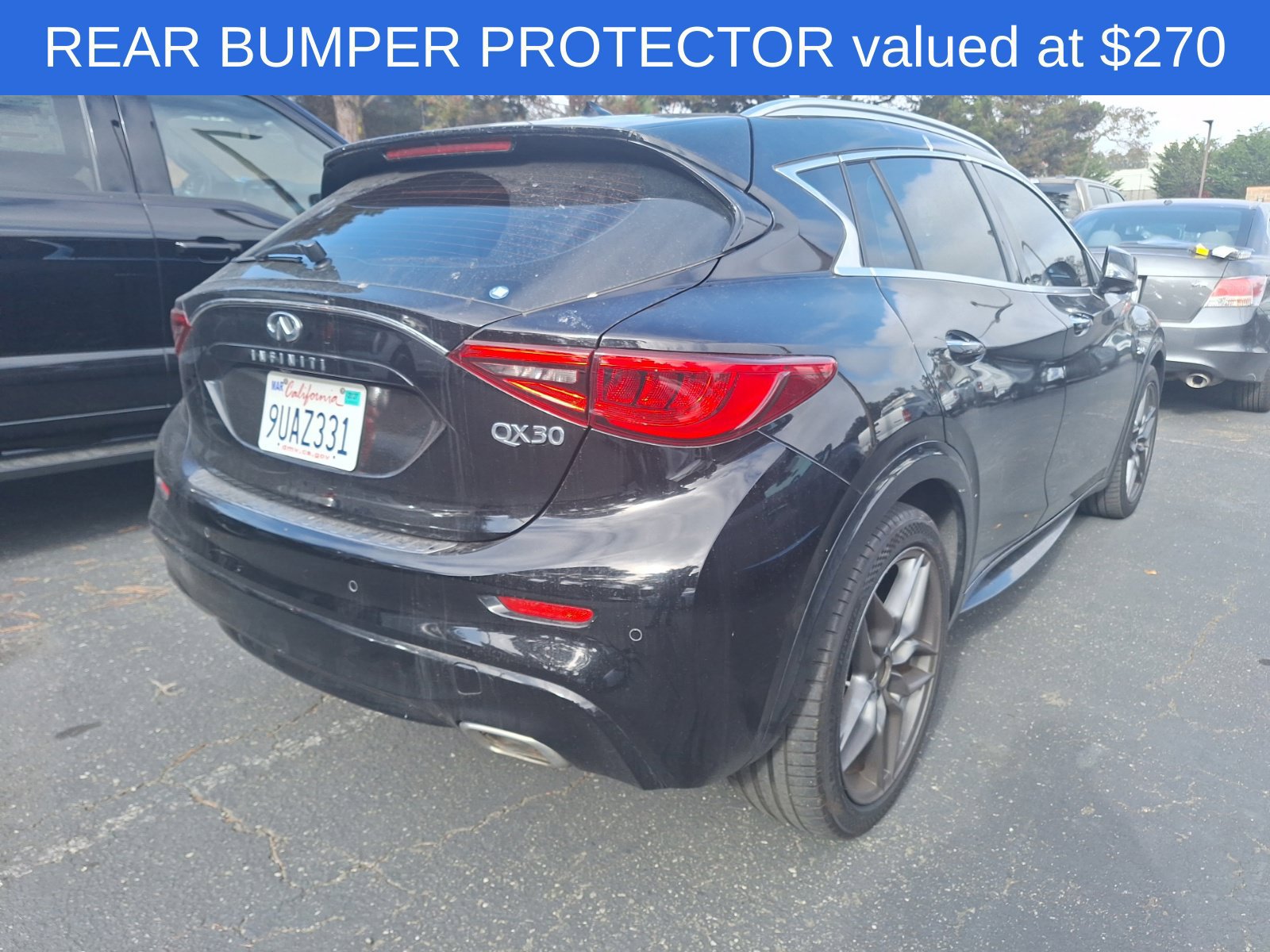 Used 2018 INFINITI QX30 Premium w/ Navigation Package FWD image 8