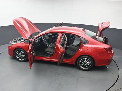 Used 2022 Kia Forte LXS w/ LXS Technology Package FWD image 39