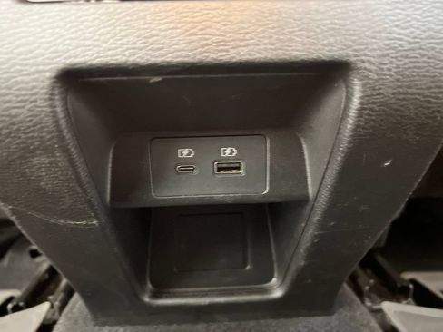 Used 2024 Mitsubishi Outlander SE FWD image 28