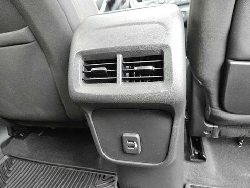 Used 2021 GMC Terrain SLE w/ Driver Convenience Package image 23