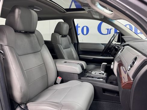 Used 2014 Toyota Tundra Limited AWD/4WD image 12