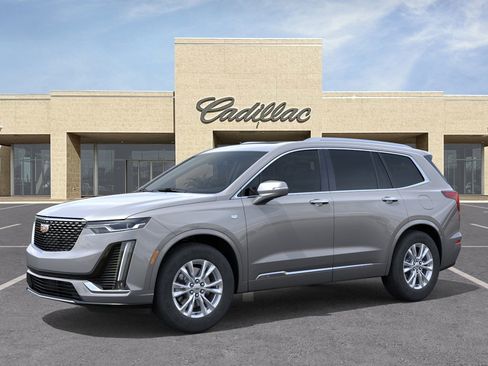 New 2025 Cadillac XT6 Luxury image 2