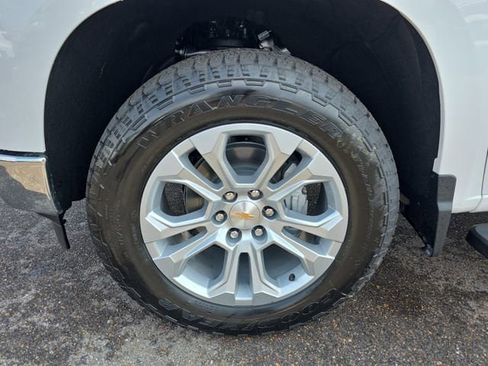 New 2026 Chevrolet Silverado 1500 LTZ w/ Technology Package image 9