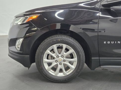 Used 2019 Chevrolet Equinox LS w/ LPO, Cargo Package FWD image 6