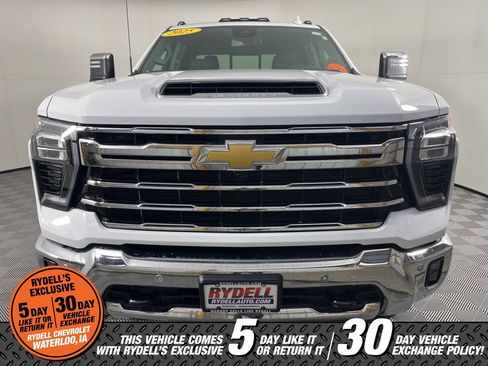 Certified 2025 Chevrolet Silverado 2500 LTZ w/ LTZ Plus Package image 10