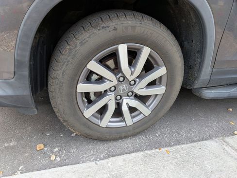 Used 2021 Honda Pilot EX image 8