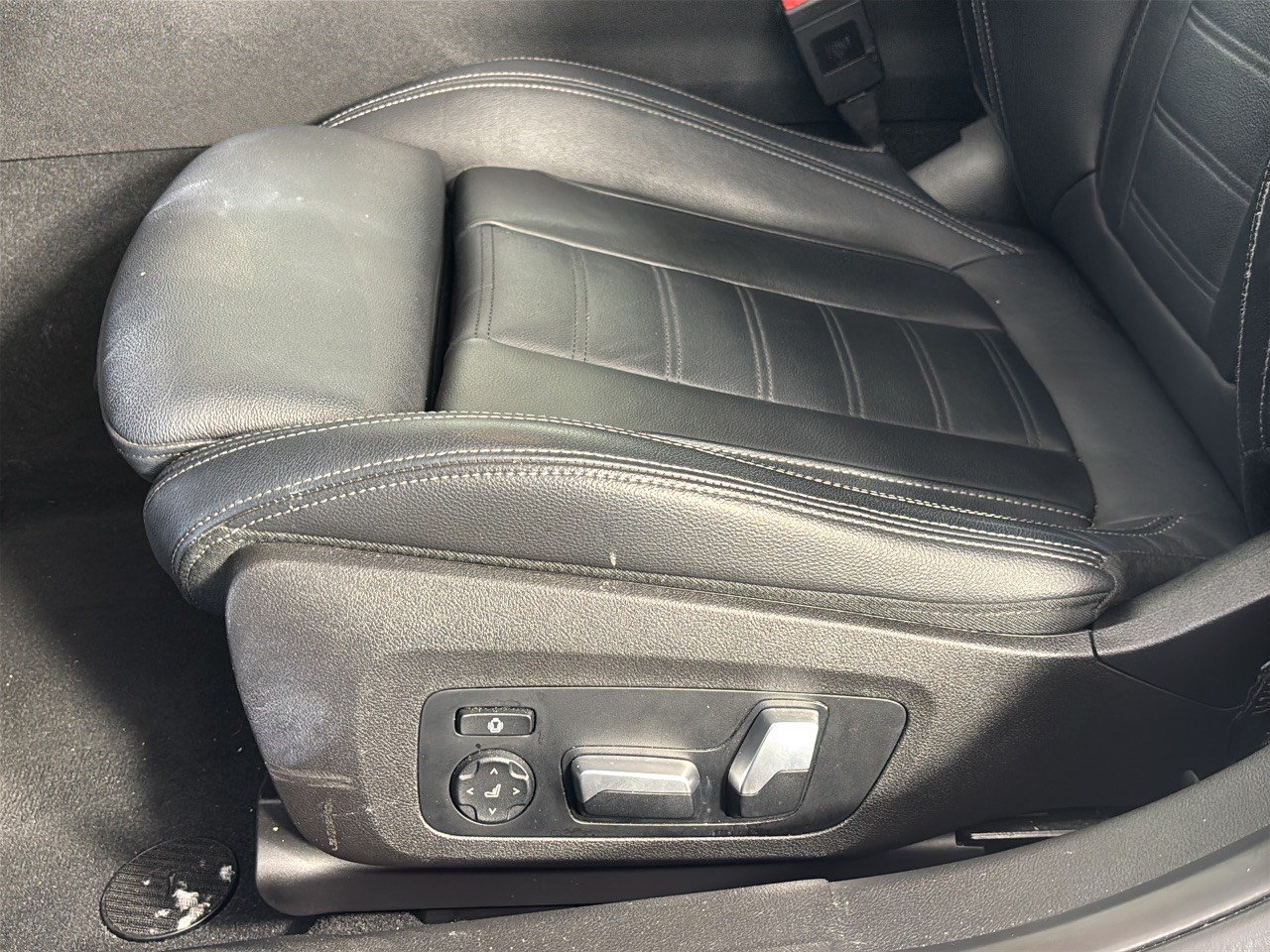 Used 2020 BMW 330i Sedan w/ Premium Package RWD image 16
