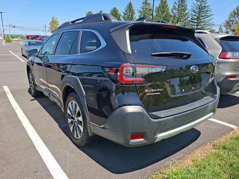 Certified 2023 Subaru Outback Limited AWD/4WD image 7